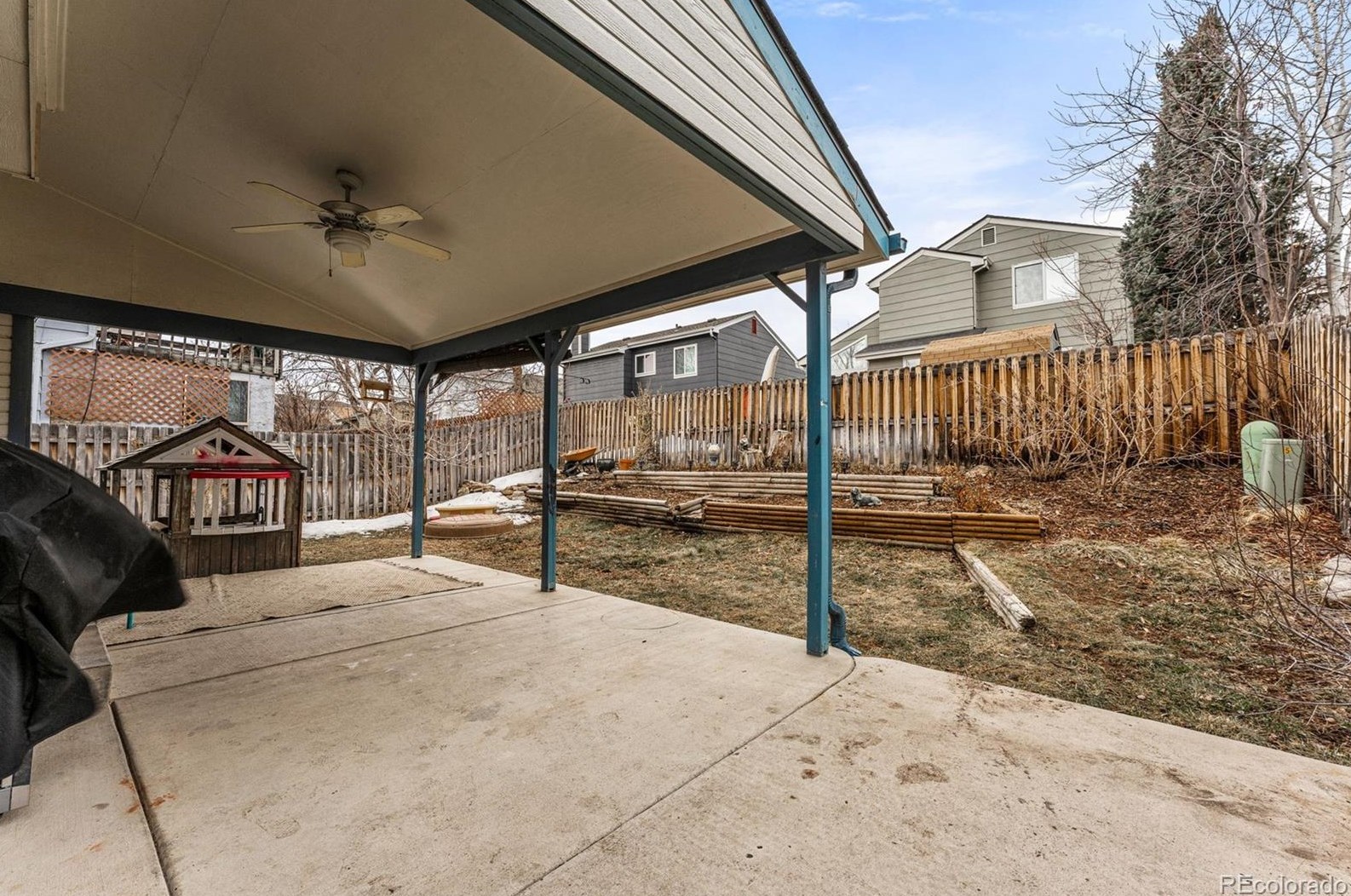 5603 Yank Ct, Littleton CO  80127-2188 exterior