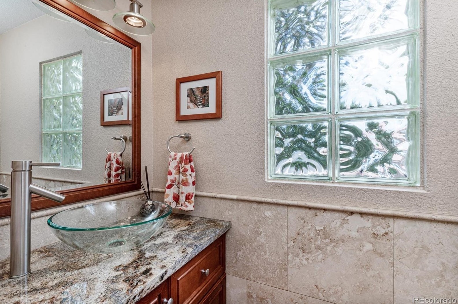 1431 Laurenwood Way, Littleton CO 80129-5600 exterior