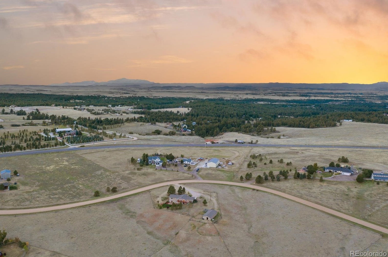 144 Rocky Cliff Trl, Franktown CO  80116-9107 exterior