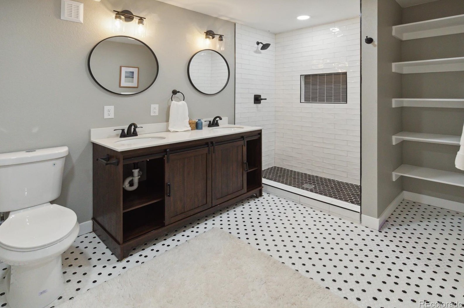 3142 Spearwood Dr, Littleton CO  80126-7561 exterior