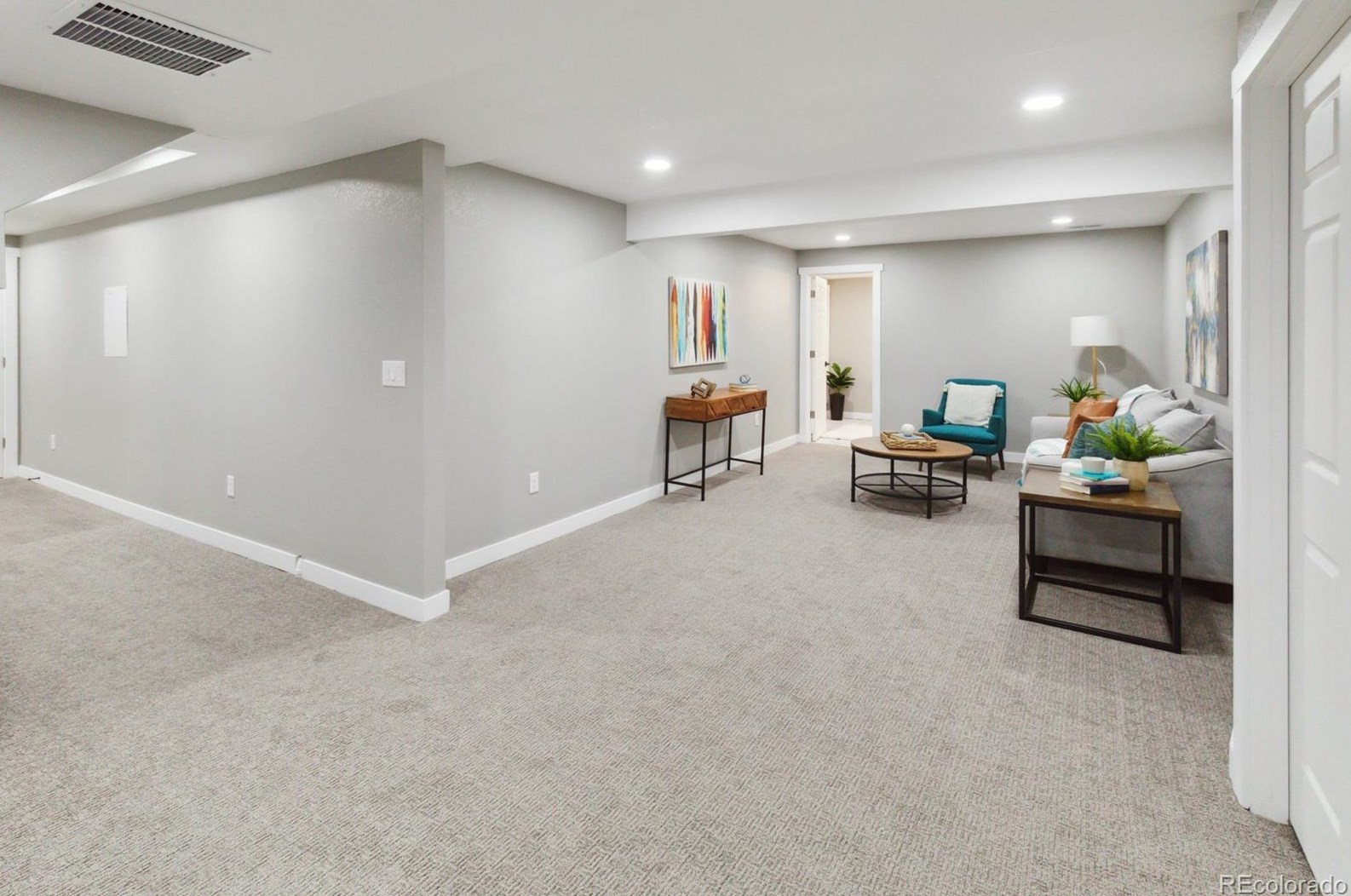 3142 Spearwood Dr, Littleton CO  80126-7561 exterior