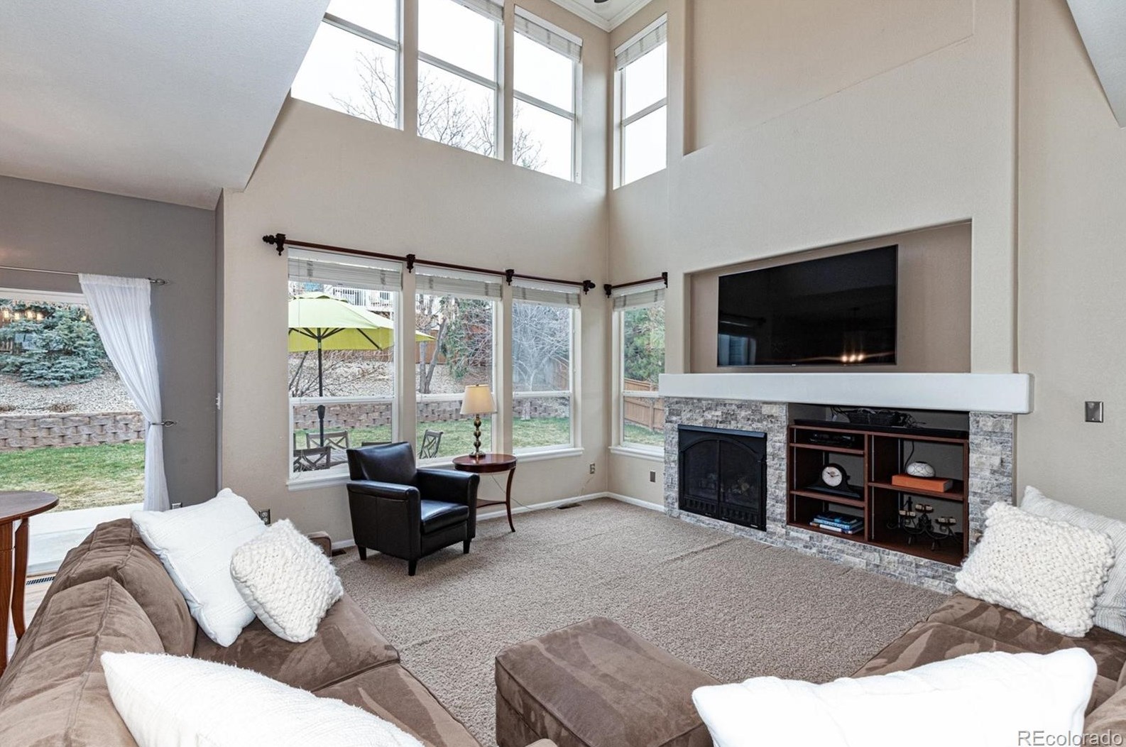 9859 Silver Maple Rd, Littleton CO 80129-5438 exterior