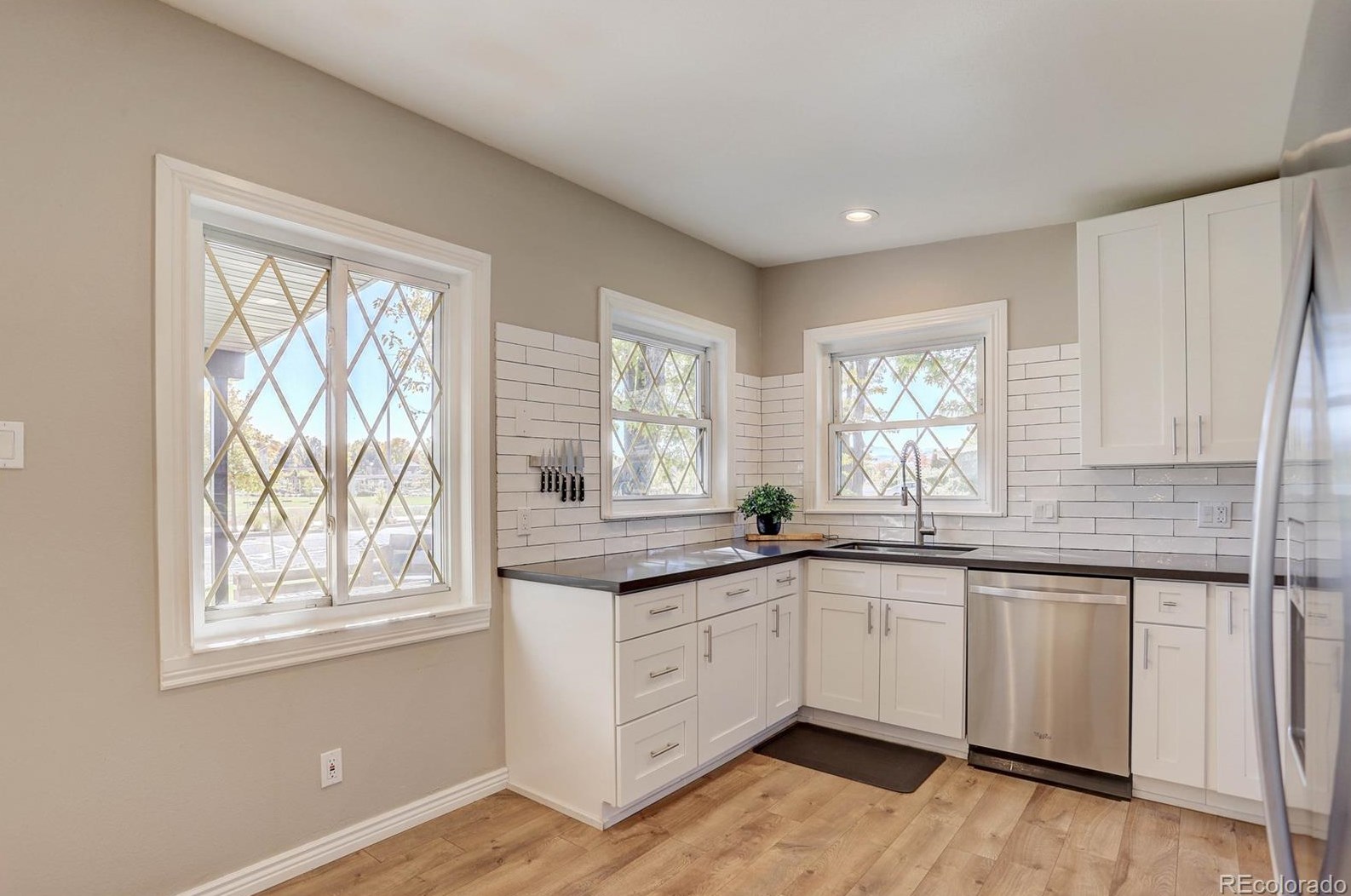5900 Estes Ct, Arvada CO  80004-5448 exterior