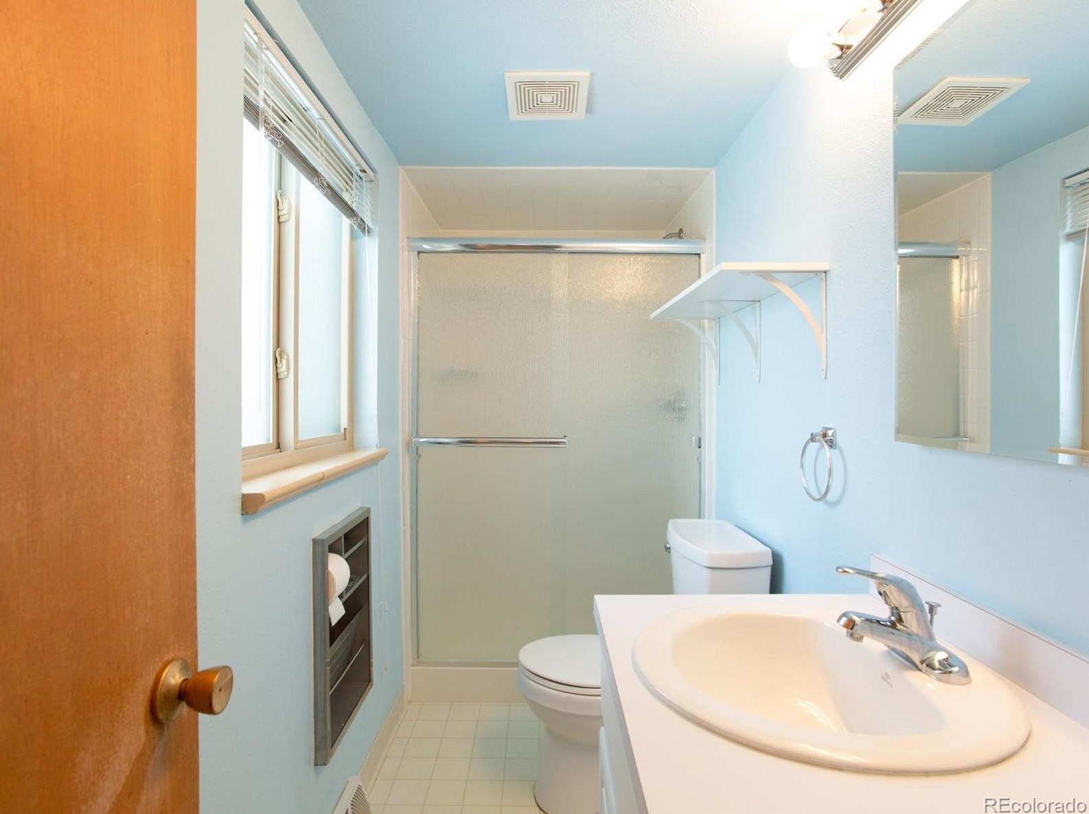 5220 Meade St, Littleton CO 80123-1744 exterior