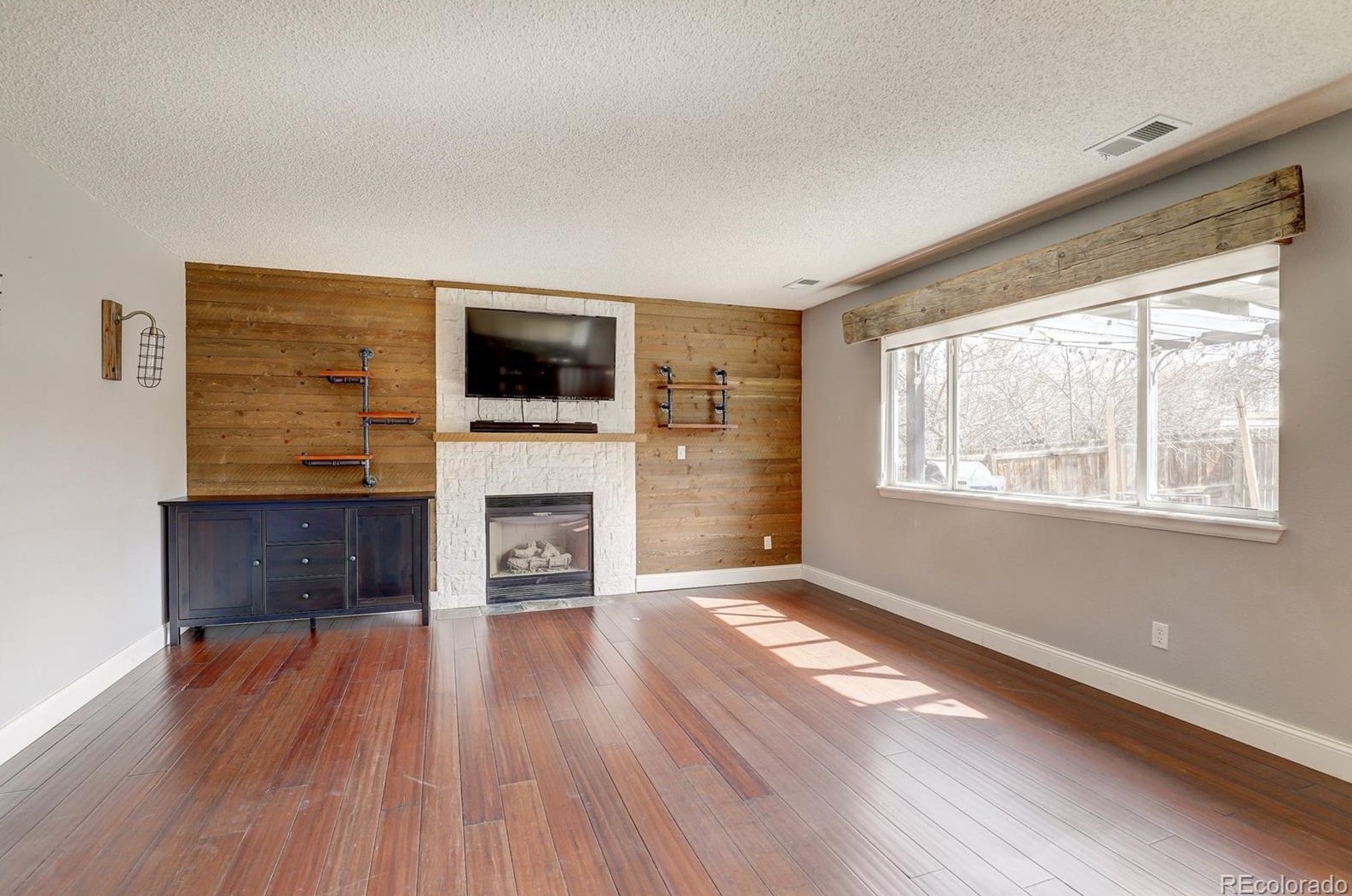 4356 Bennington Ave, Castle Rock CO  80104-8581 exterior