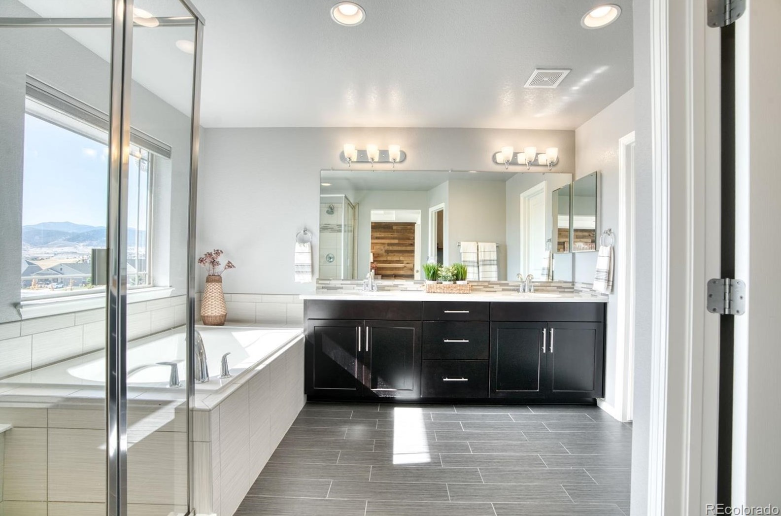 17060 86 Pl, Arvada CO  exterior