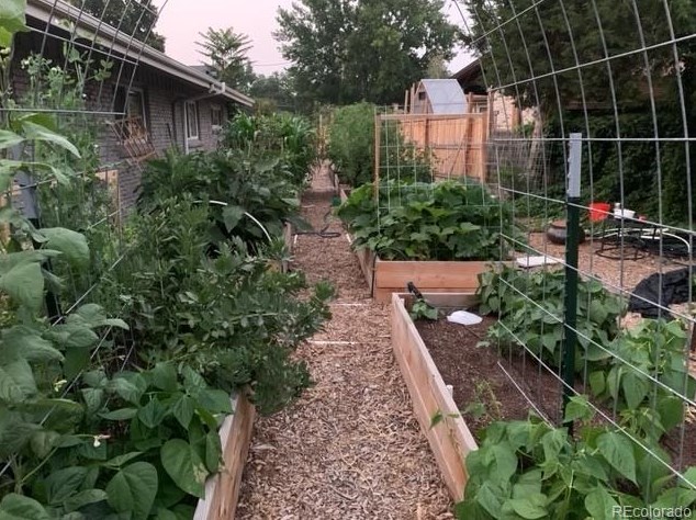 520 Aberdeen Ave, Littleton CO 80120-2711 exterior