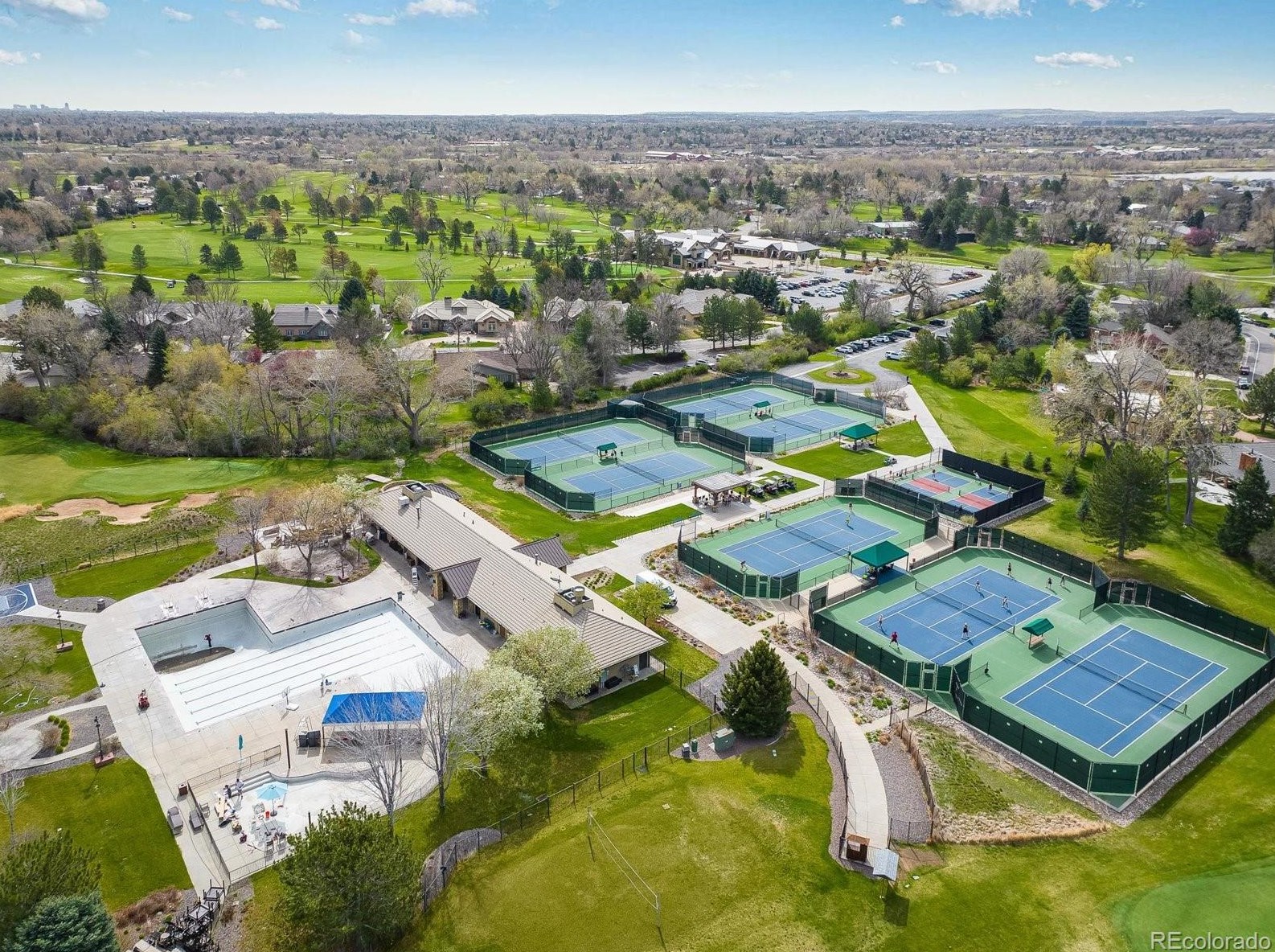 26 Fairway Ln, Littleton CO 80123-6664 exterior