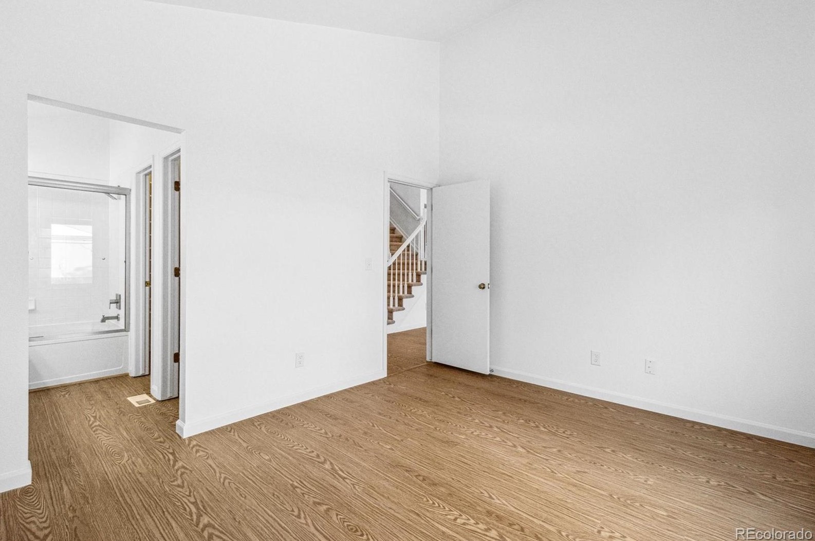 9569 Brentford Dr, Littleton CO 80130-3785 exterior