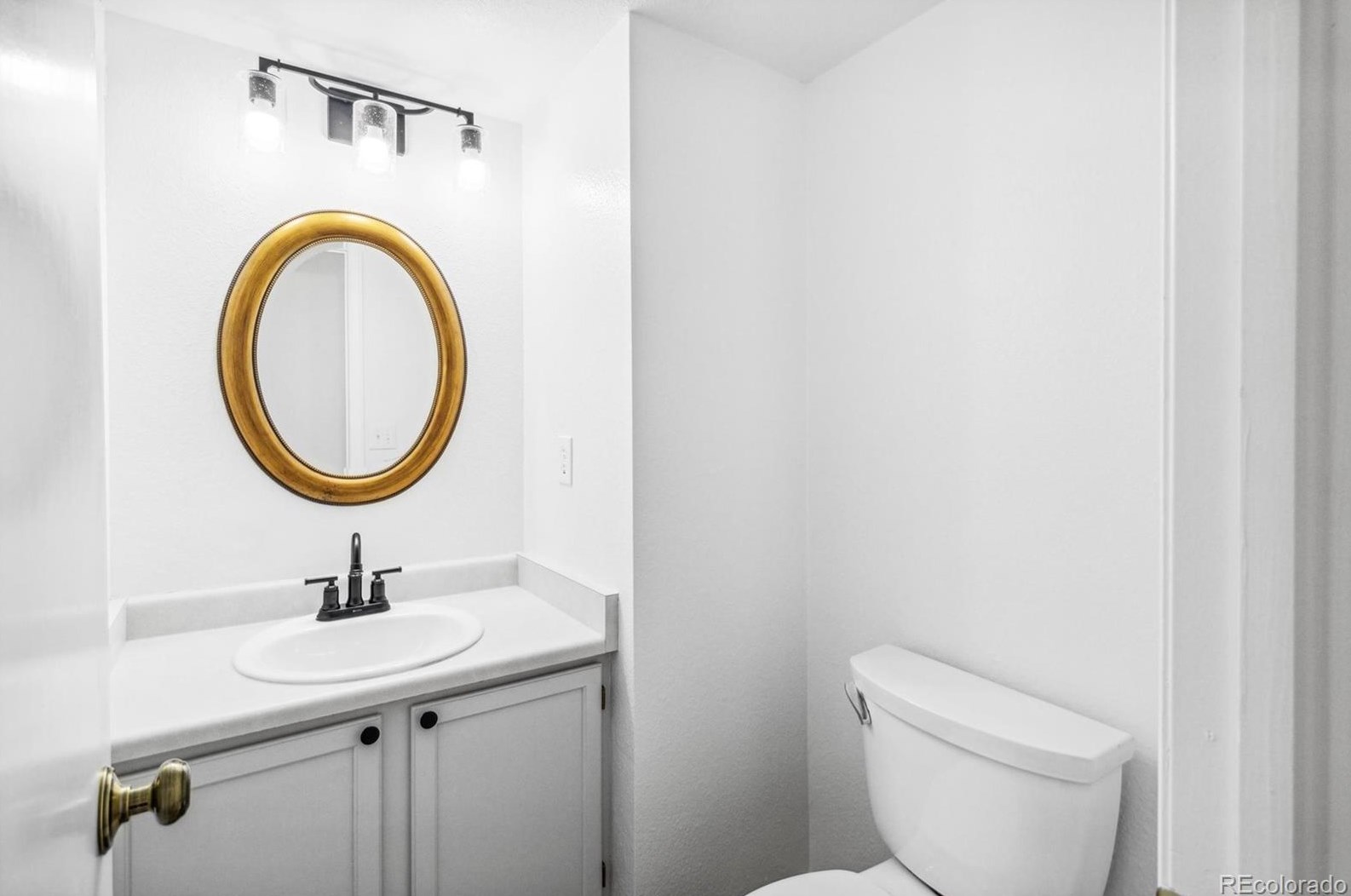 9569 Brentford Dr, Littleton CO 80130-3785 exterior