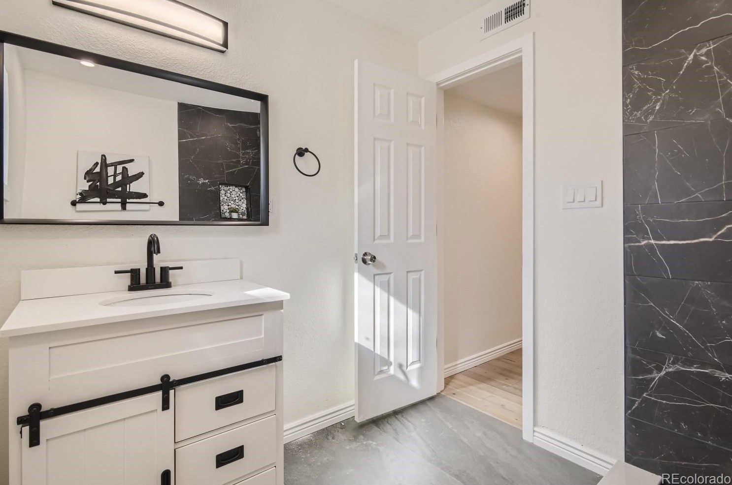 5161 Quarles Dr, Littleton CO  80128-6417 exterior