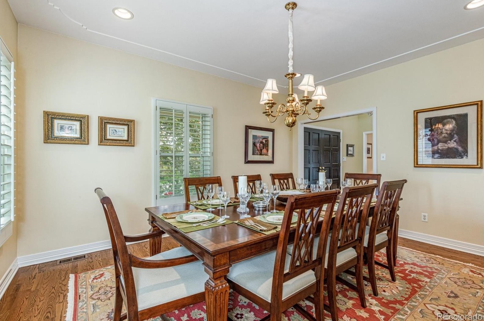 5698 Green Oaks Dr, Littleton CO 80121-1327 exterior