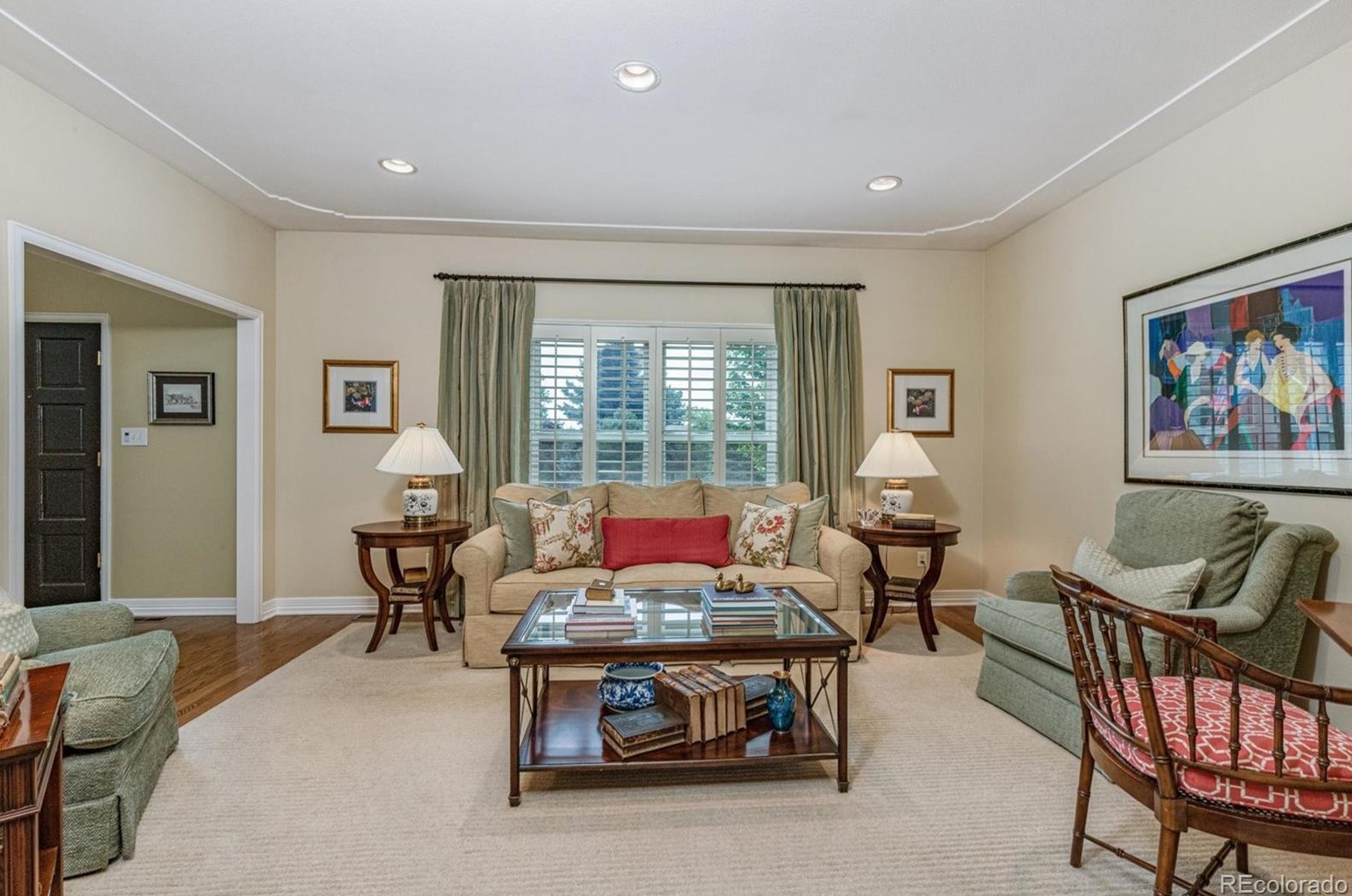 5698 Green Oaks Dr, Littleton CO 80121-1327 exterior