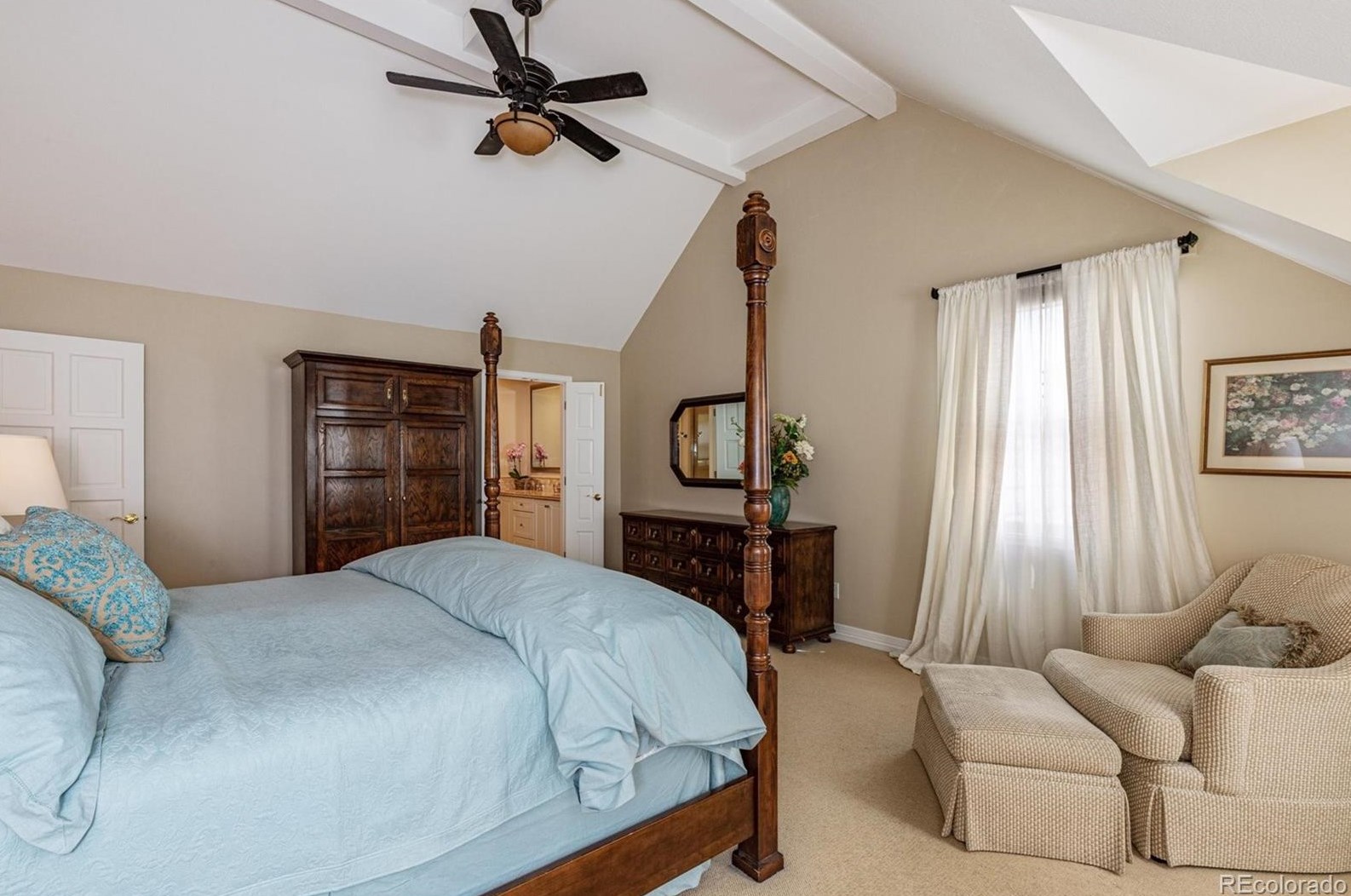 5698 Green Oaks Dr, Littleton CO 80121-1327 exterior