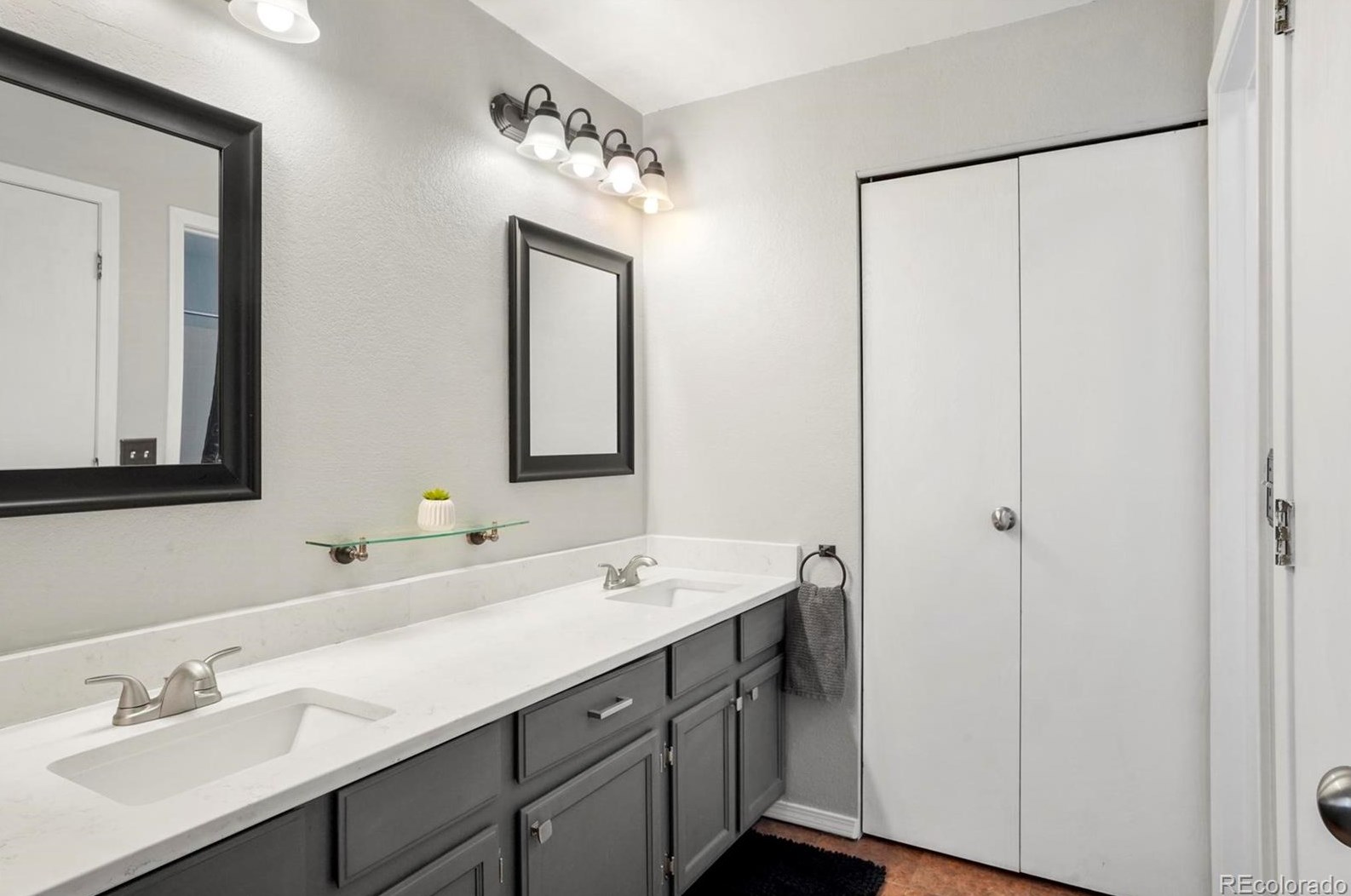 8526 Upham Way, Littleton CO  80128-6364 exterior