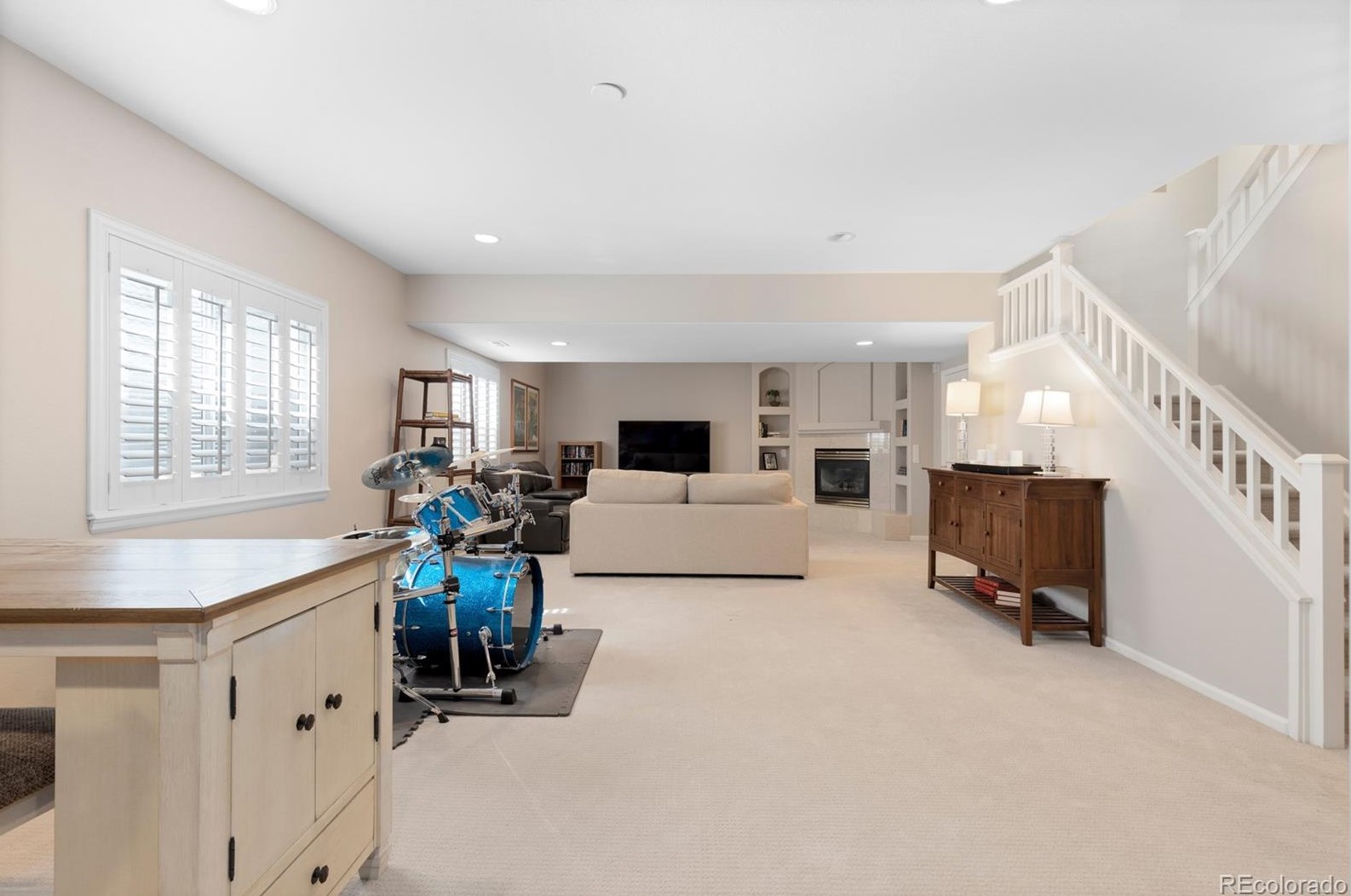 9275 Desert Willow Rd, Littleton CO  80129-5719 exterior