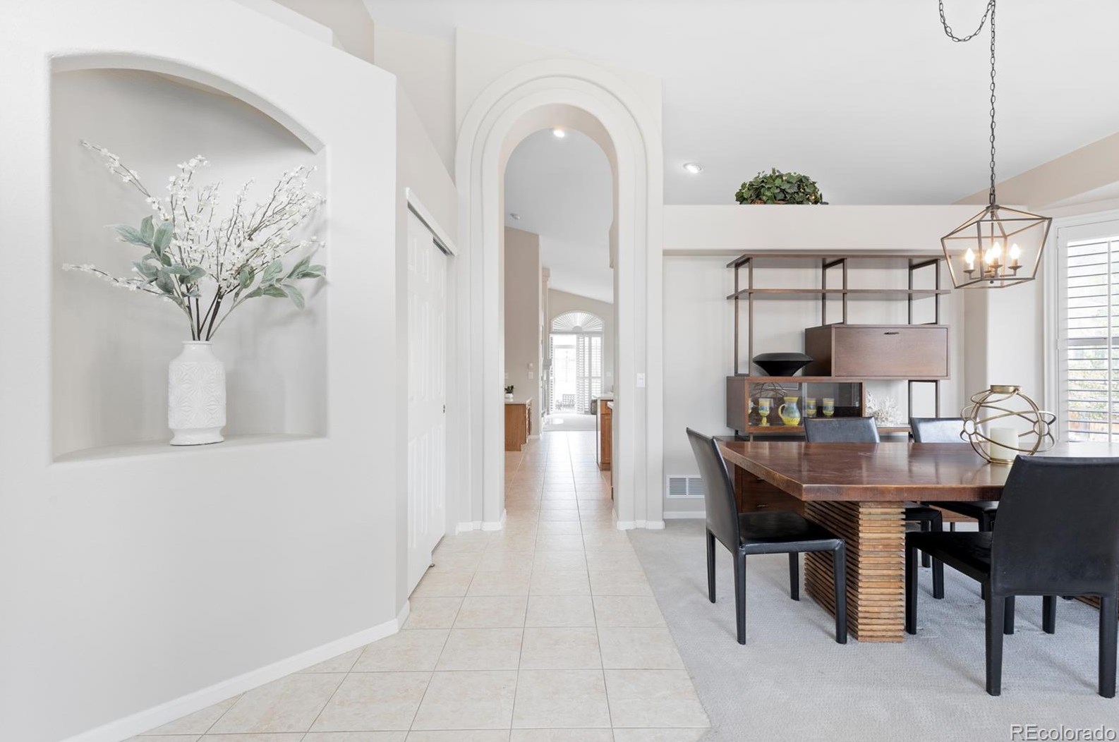 9275 Desert Willow Rd, Littleton CO  80129-5719 exterior