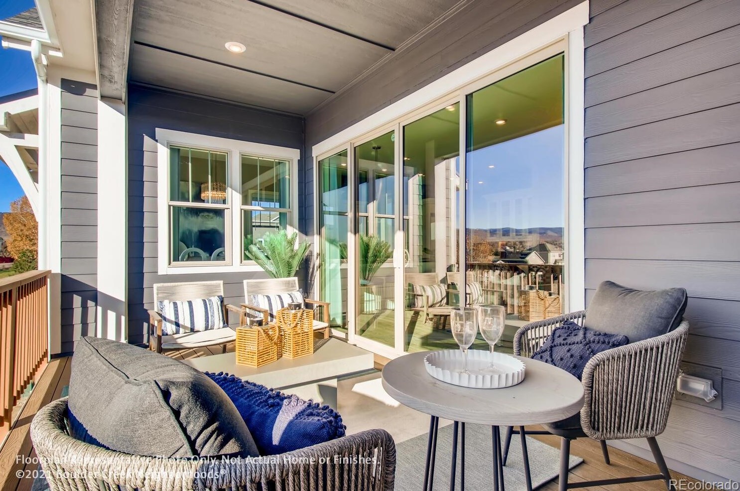 10232 Cooper Dr, Littleton CO 80127-4863 exterior