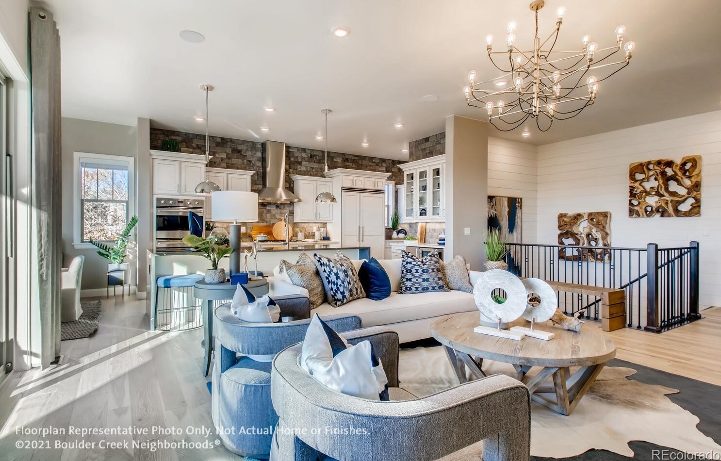 10232 Cooper Dr, Littleton CO 80127-4863 exterior