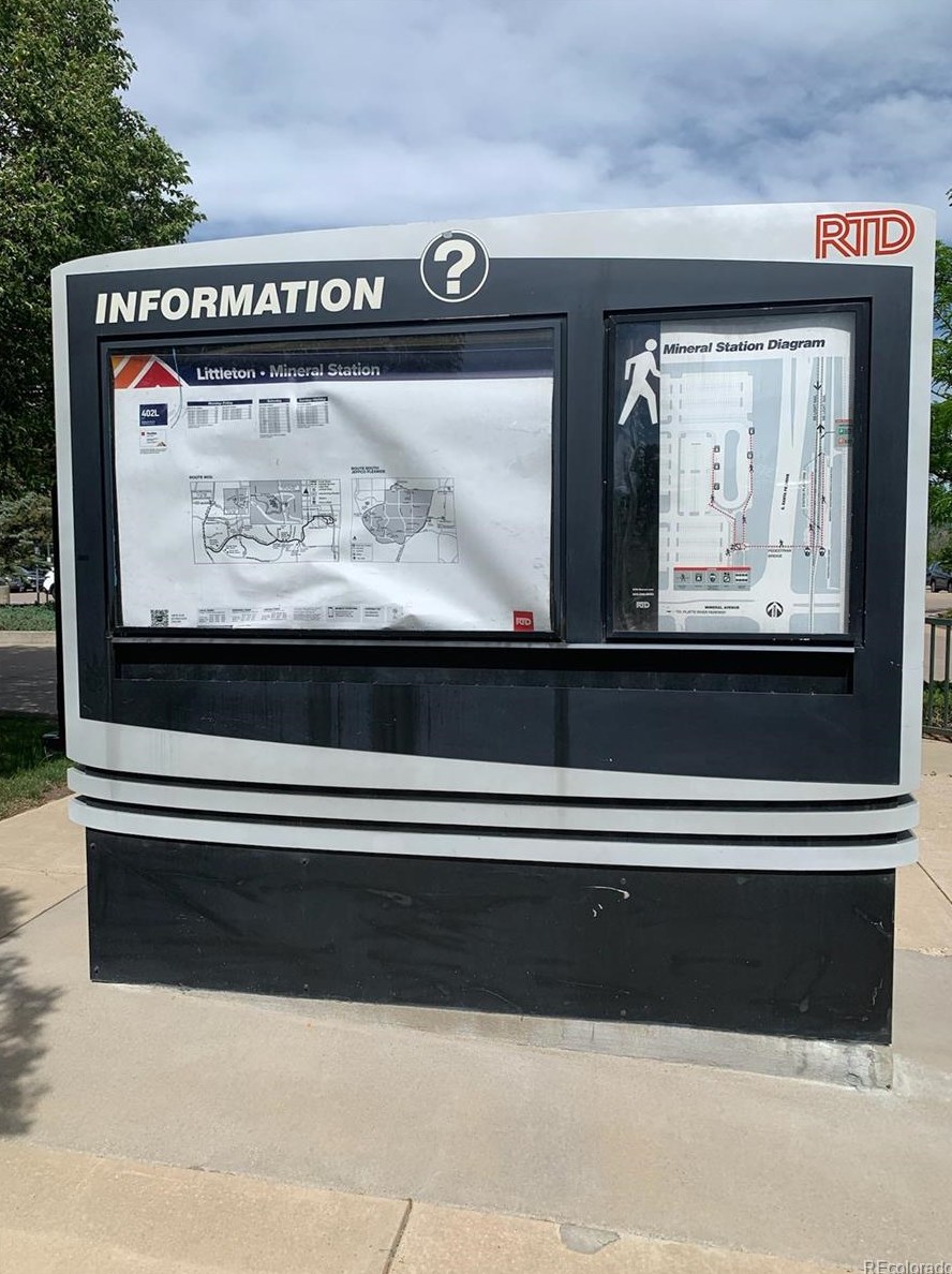 2898 Long Cir, Littleton CO 80120-8126 exterior