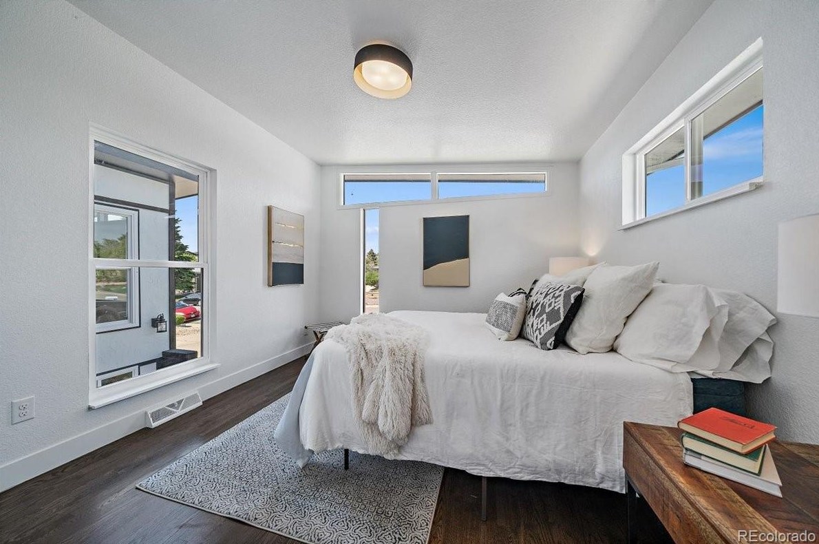 6060 Ames St, Arvada CO  80003-5214 exterior