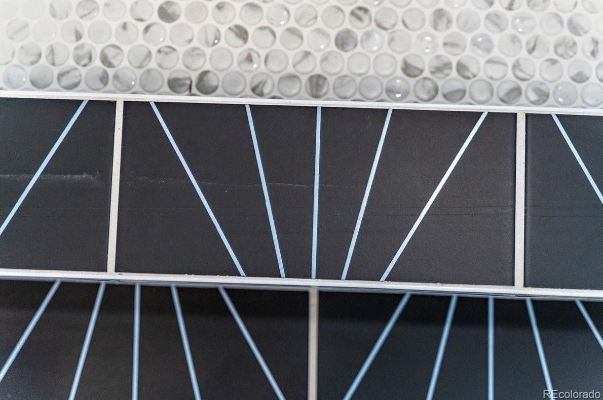 6060 Ames St, Arvada CO  80003-5214 exterior