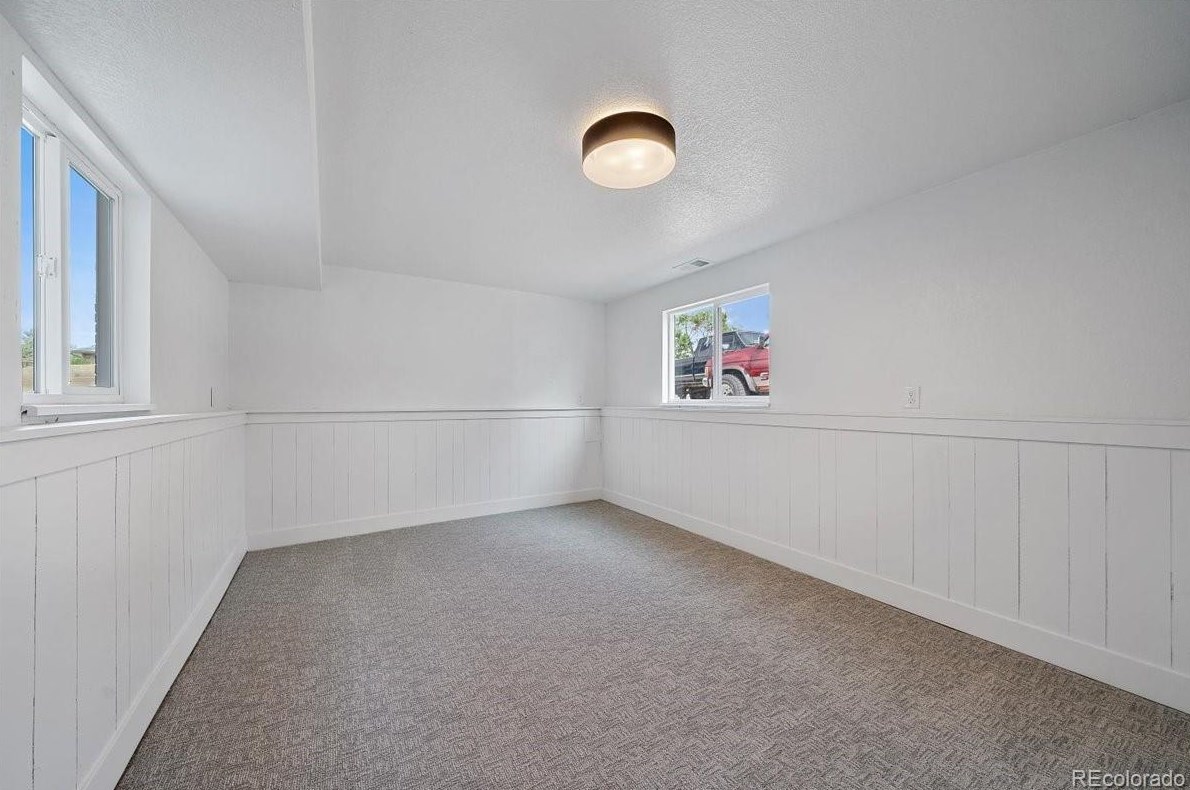 6060 Ames St, Arvada CO  80003-5214 exterior