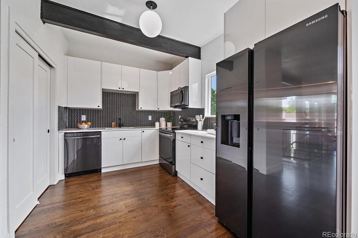 6060 Ames St, Arvada CO  80003-5214 exterior