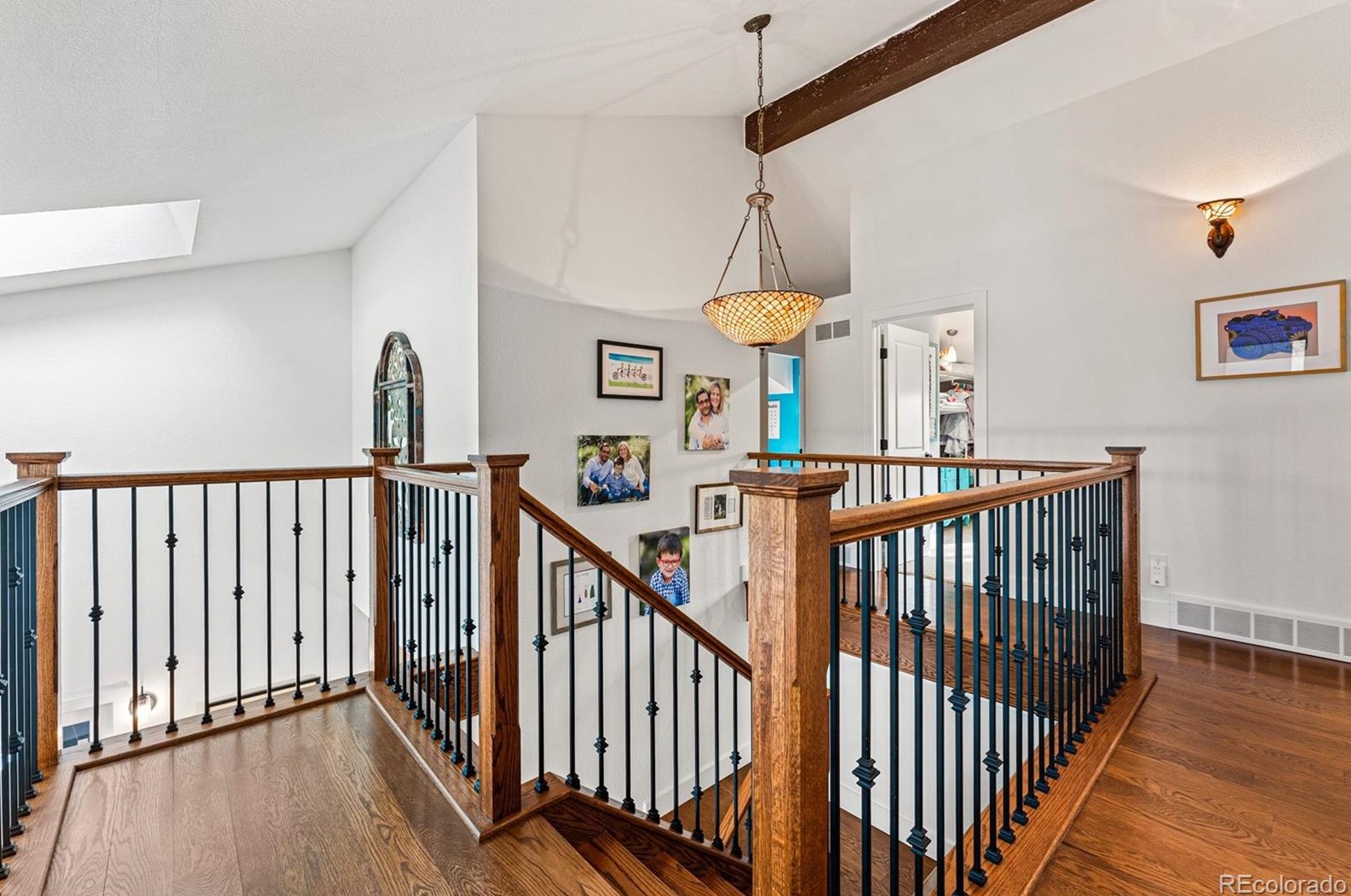 1498 Green Oaks Dr, Littleton CO 80121-1327 exterior