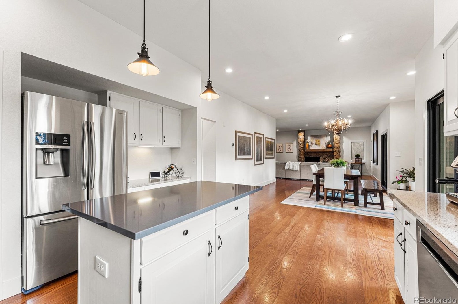 1498 Green Oaks Dr, Littleton CO 80121-1327 exterior