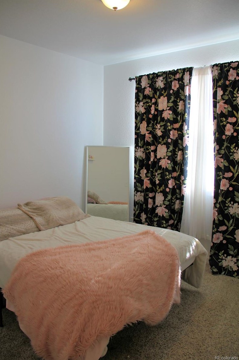 519 2nd Ave, Deer Trail CO  80105-8012 exterior