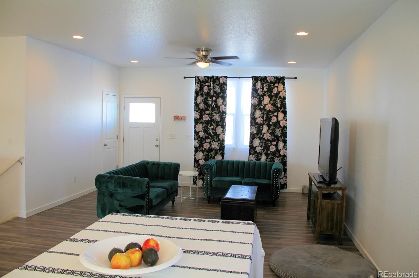 519 2nd Ave, Deer Trail CO  80105-8012 exterior