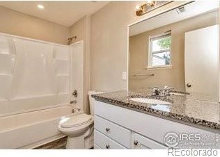 201 Beech St, Sterling CO 80751-4240 exterior