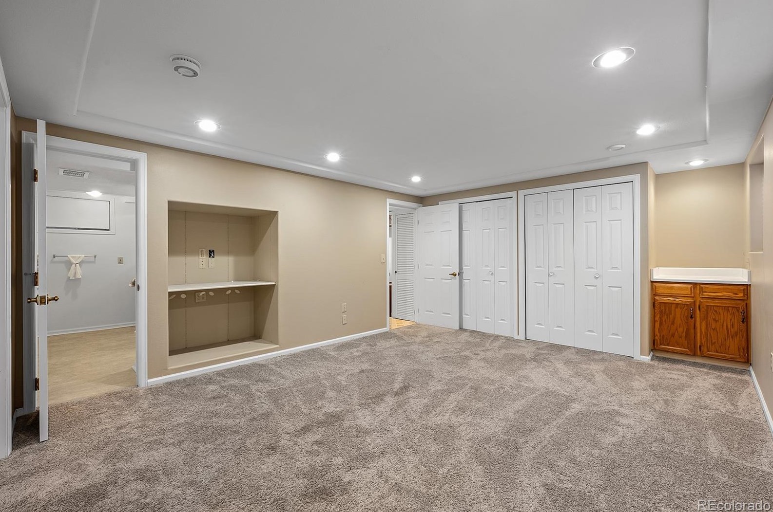 8137 Downing St, Littleton CO  80122-8306 exterior