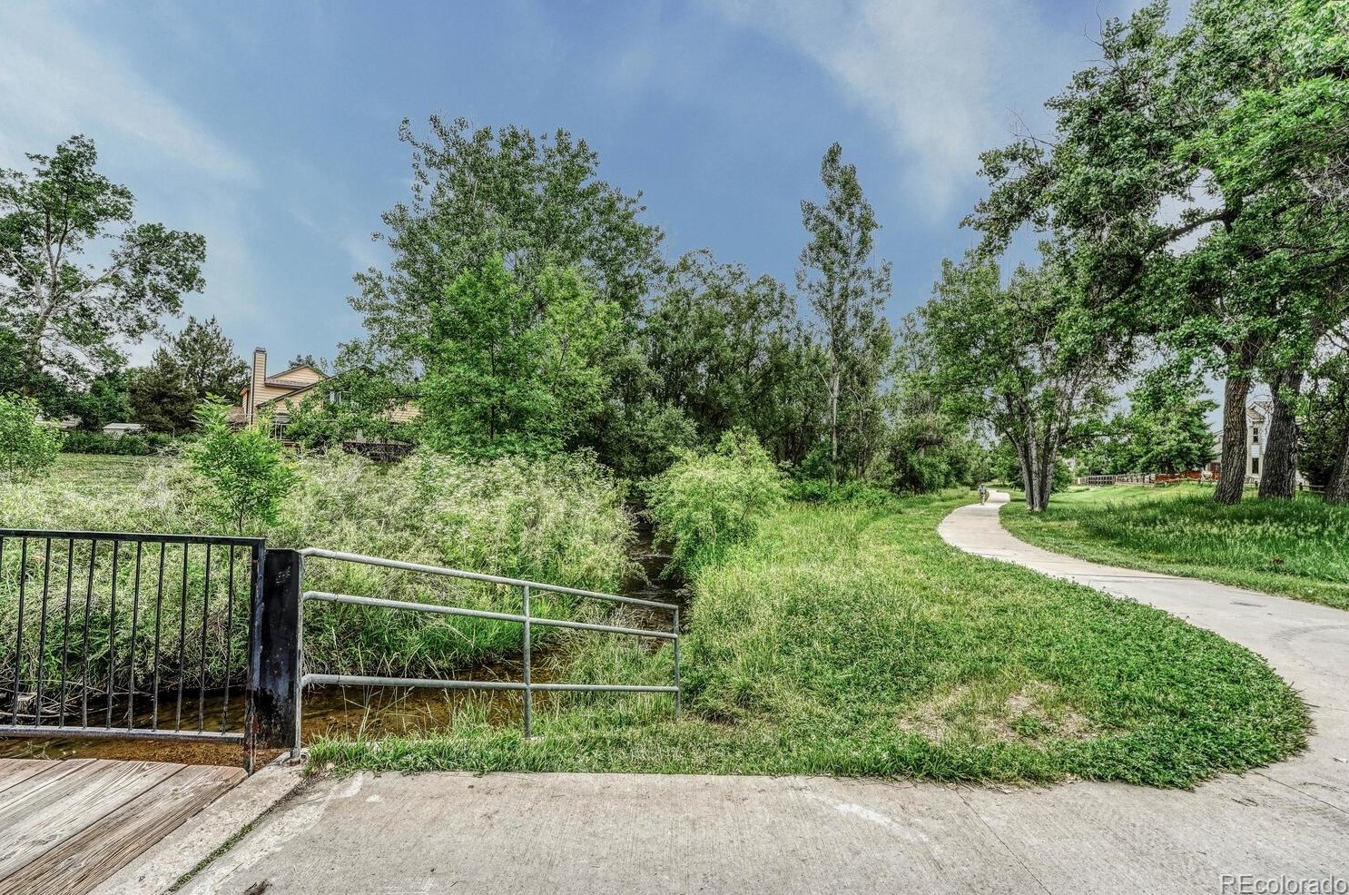 6832 Swadley Ct, Arvada CO  80004-2562 exterior