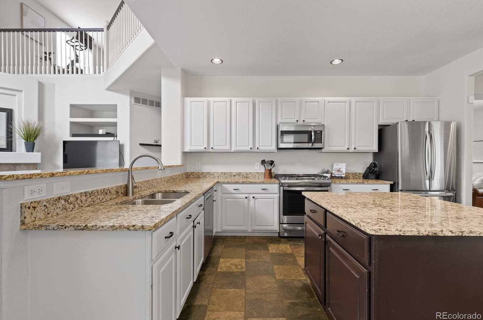 8155 Briar Cliff Dr, Castle Rock CO  80108-8215 exterior