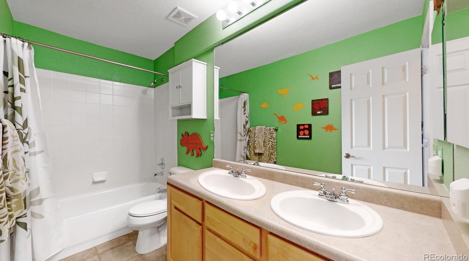 4972 Zephyr St, Littleton CO 80128-6929 exterior