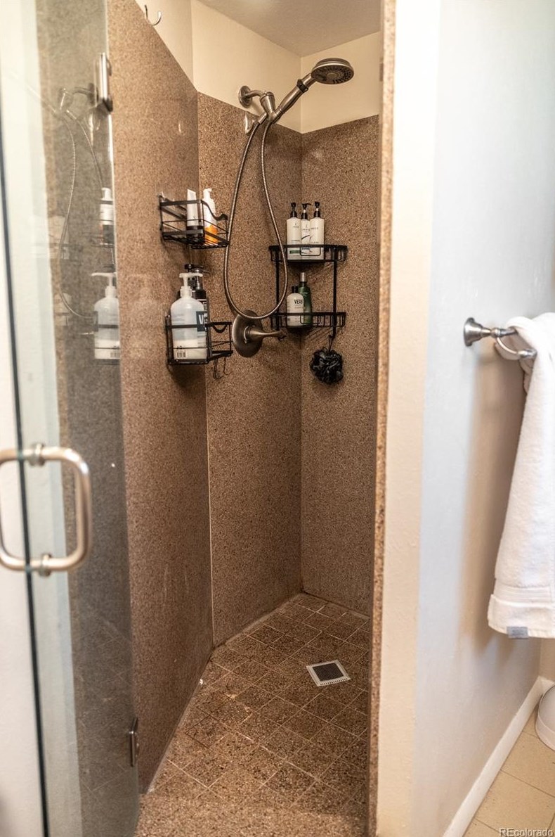 9883 77th Ave, Arvada CO  80005-4014 exterior