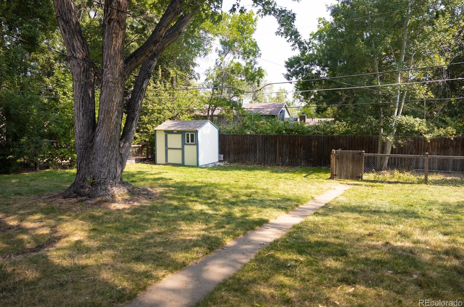 9883 77th Ave, Arvada CO  80005-4014 exterior