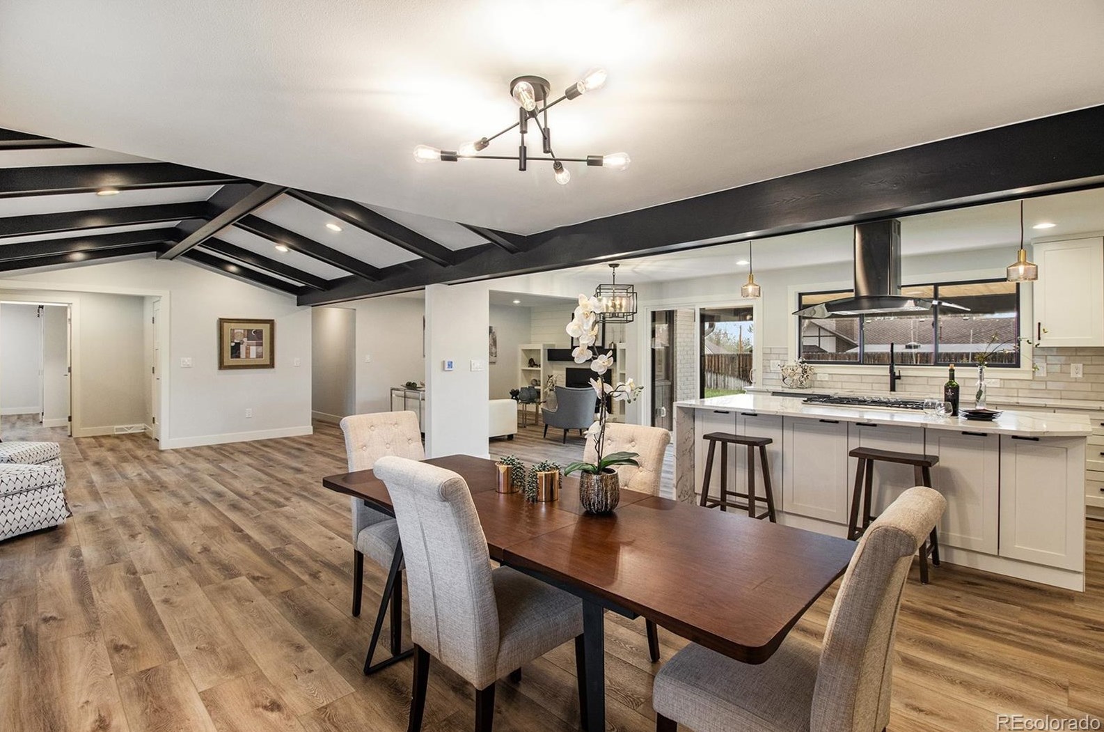 7036 Kendall Blvd, Littleton CO  80128-3932 exterior