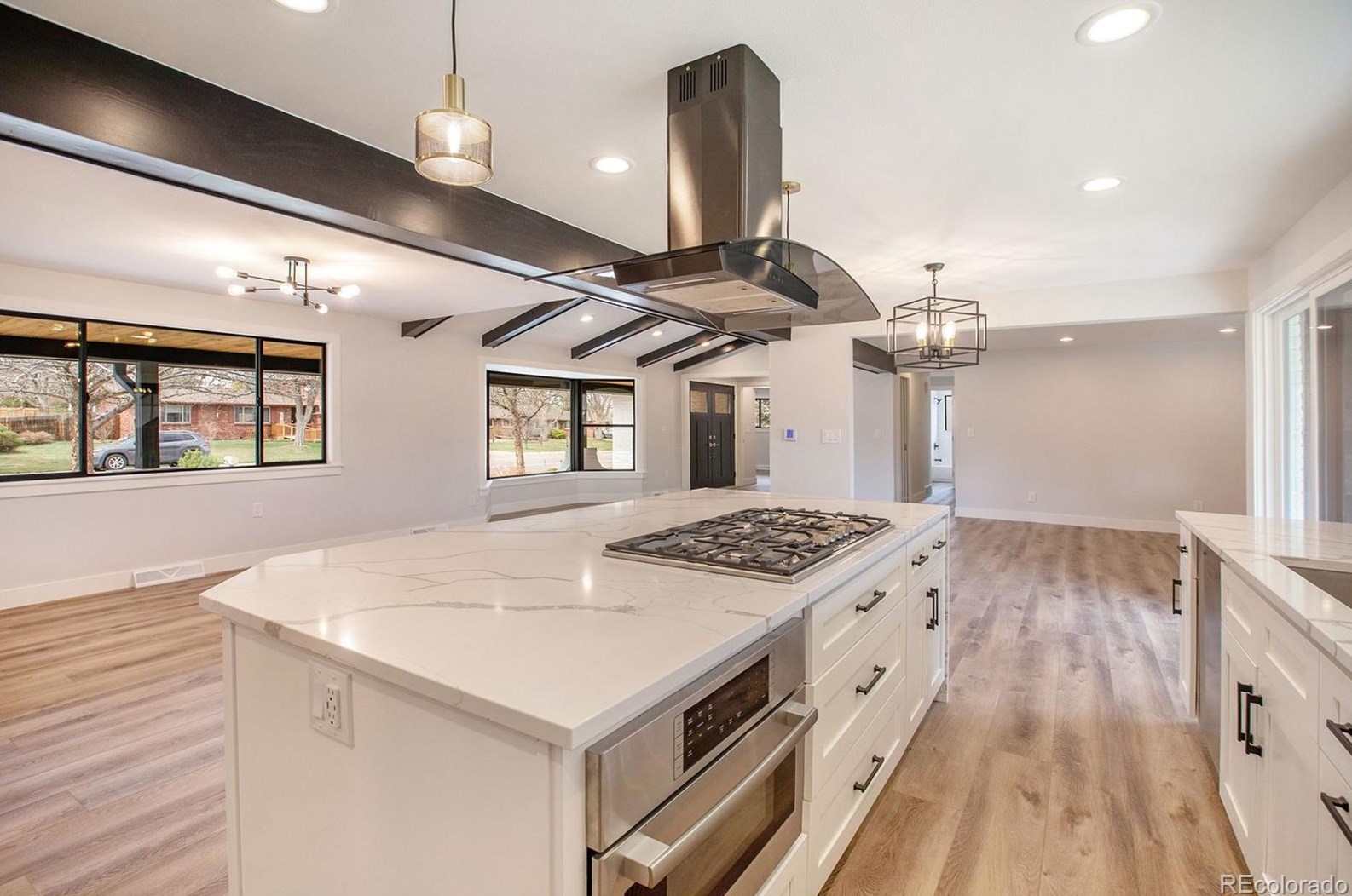 7036 Kendall Blvd, Littleton CO  80128-3932 exterior