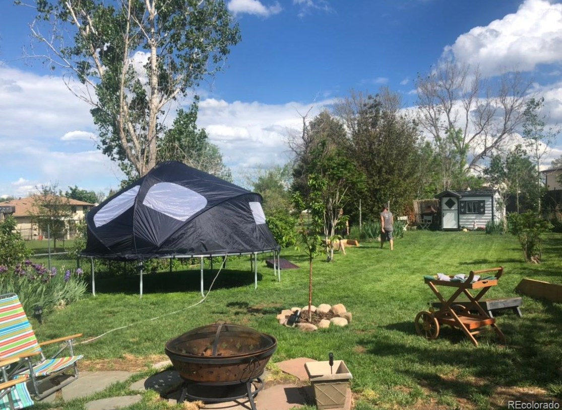 6534 Garland Way, Littleton CO 80123-3122 exterior