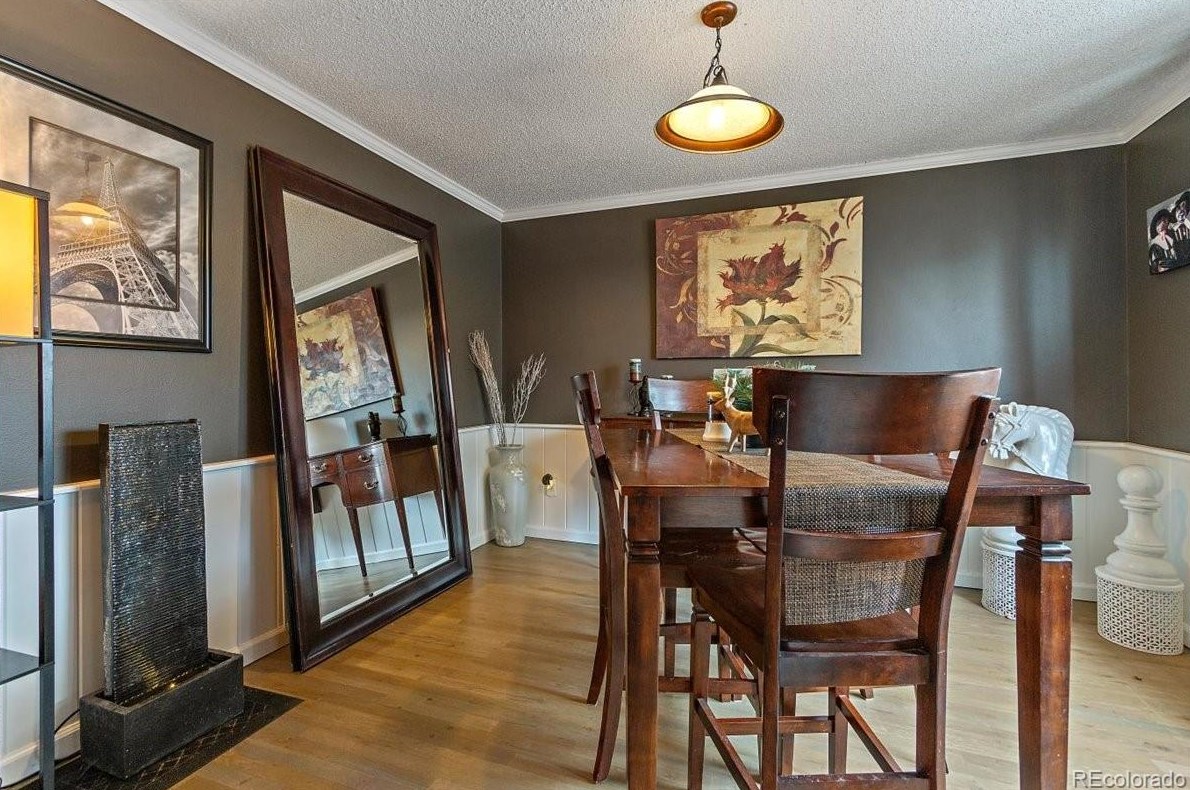 6534 Garland Way, Littleton CO 80123-3122 exterior