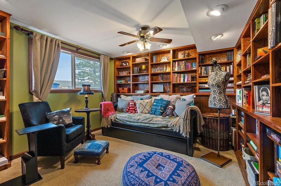 6534 Garland Way, Littleton CO 80123-3122 exterior