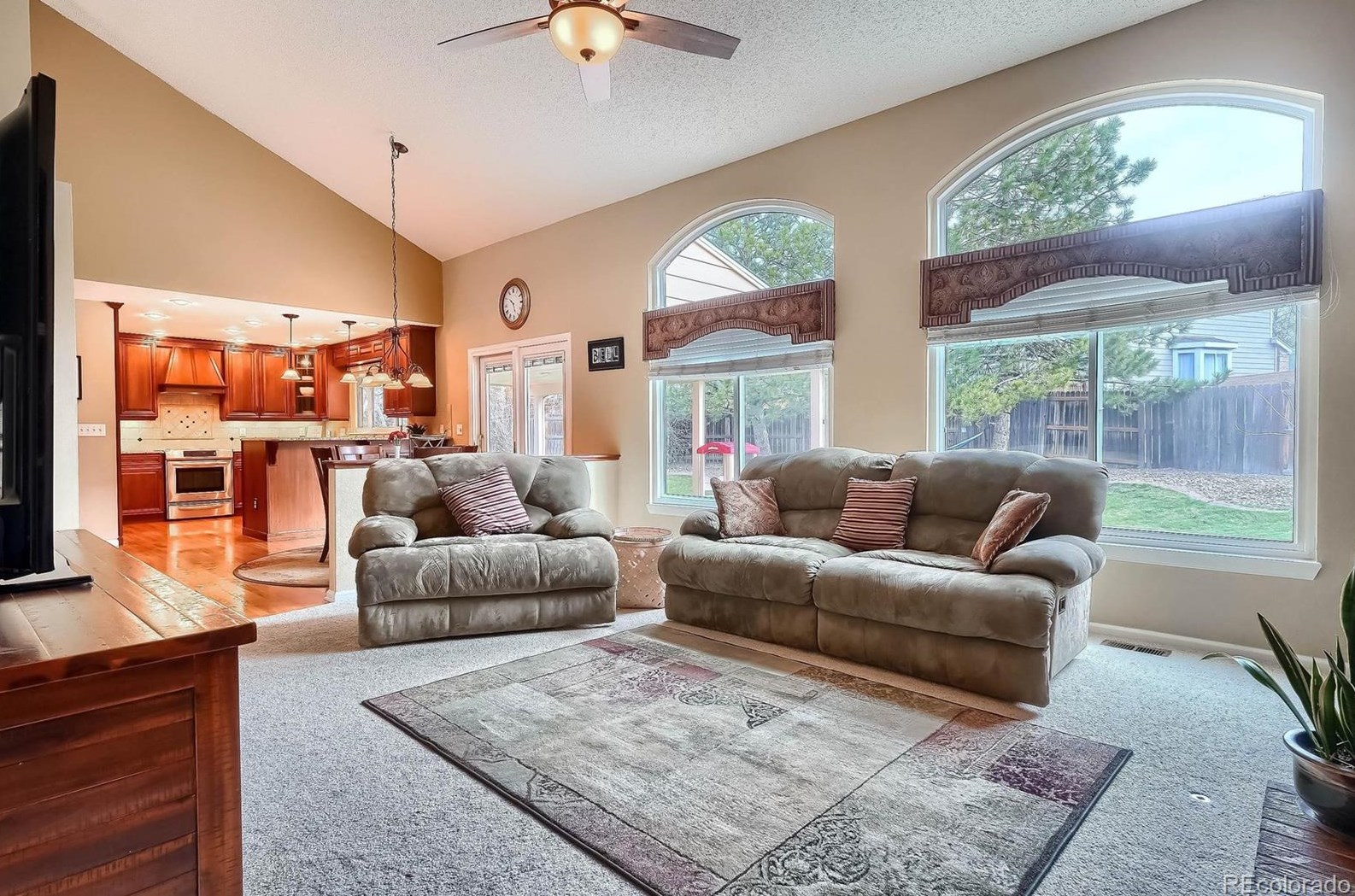 6502 Owens Ct, Littleton CO 80127-2417 exterior