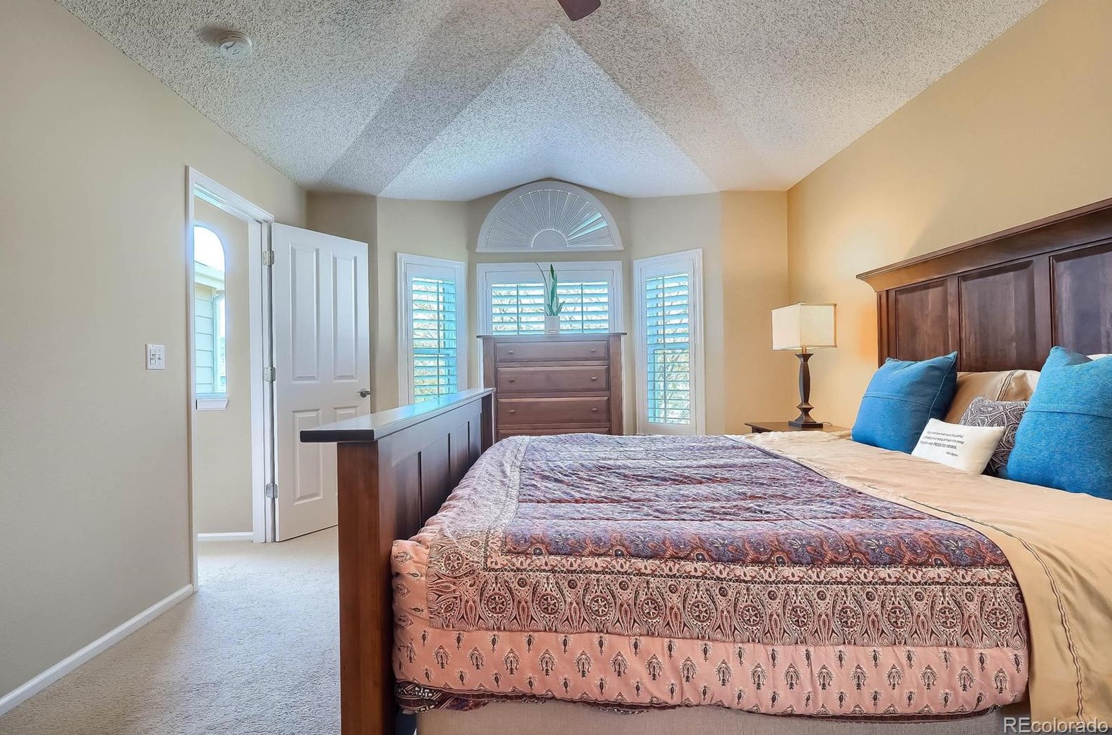 6502 Owens Ct, Littleton CO 80127-2417 exterior