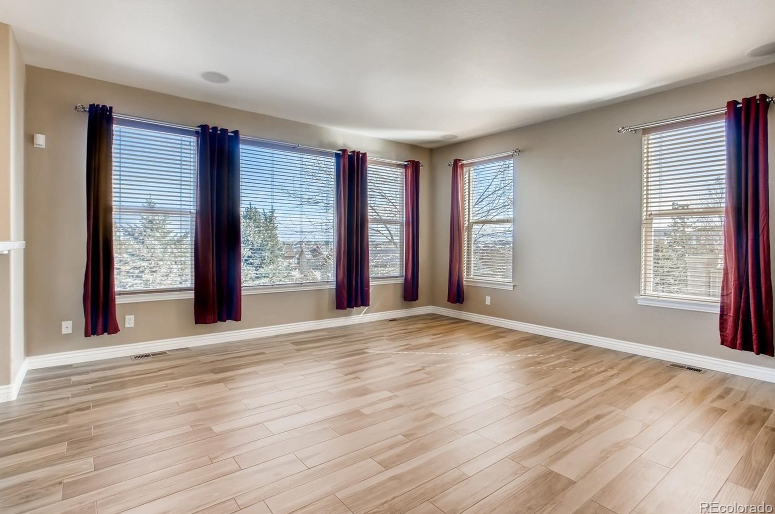 3077 Fox Sedge Ln, Littleton CO 80126-7591 exterior