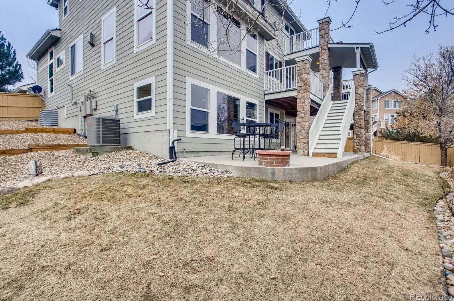 3077 Fox Sedge Ln, Littleton CO 80126-7591 exterior