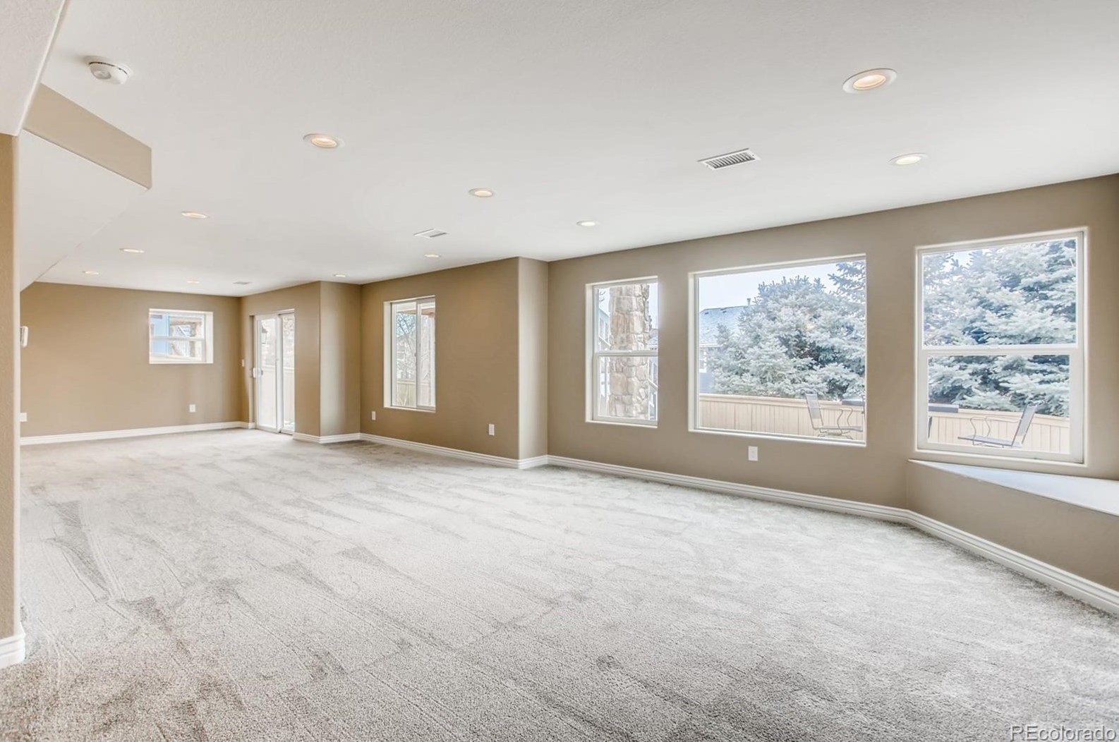 3077 Fox Sedge Ln, Littleton CO 80126-7591 exterior