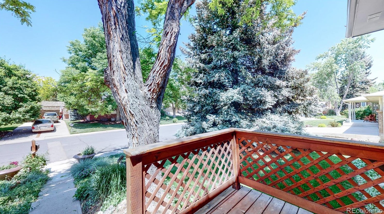 6964 Queen Cir, Arvada CO  80004-1371 exterior